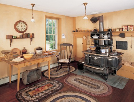 castle_tucker_group_small