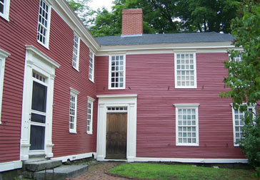 1-gilmangarrisonhouse_history