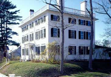 Exterior view of Rundlet-May House, Portsmouth, N.H.