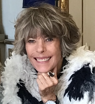 Dena Kaye headshot