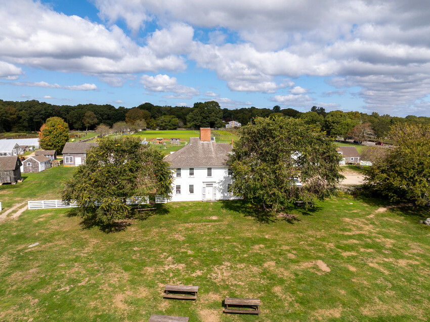 The American Revolution at Home