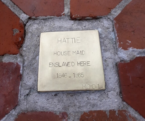 A photo of the stone, MO-1 for Hattie.